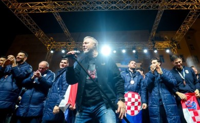 Tomaševiću data saglasnost za tužbu protiv Vlade zbog dočeka rukometaša