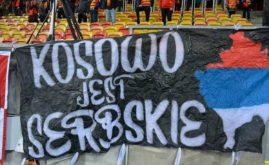 “Kosovo je Srbija”: Navijači Jagelonije oduševili Srbe transparentom