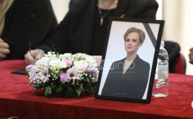 Bila je čast poznavati je: Na komemoraciji se od Milane oprostili sa suzama i dirljivim riječima