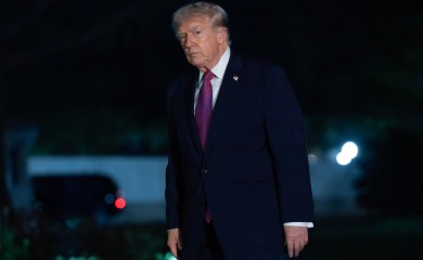 Tramp otkazao put američke delegacije u Pakistan