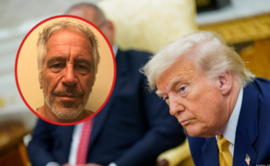 Isplivao Epstinov rođendanski album: Vidljivi potpisi Trampa i Klintona