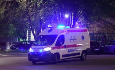 Smrskana mu lobanja! Tinejdžer (16) brutalno pretučen čekićem u centru Beograda