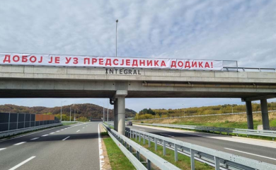 Podrške na auto-putu “9. januar”: “Doboj je uz predsjednika Dodika“
