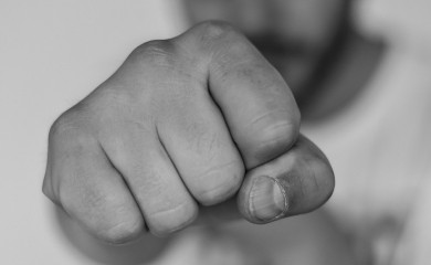 Prva tuča navijača na Mundijalu (VIDEO)