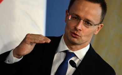 Sijarto: Sjedinjenim Američkim Državama koristi recesija u Evropi