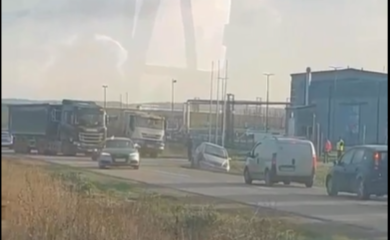 Teška saobraćajna nesreća u Jakovu, više povrijeđenih