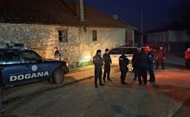 Odjekuju rafali! Oružani sukobi u Zubinom Potoku?