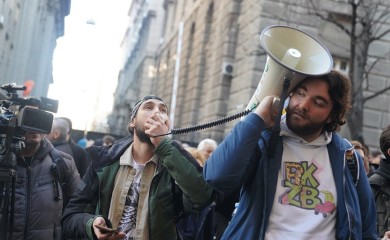 Studenti ispred Ministarstva državne uprave „Blokiraćemo saobraćaj u Beogradu“