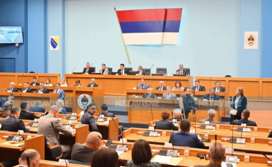 Nastavljena sjednica Narodne skupštine RS: "Suđenje prevazišlo Kočičevo vrijeme"