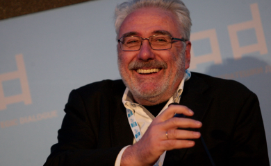 STIŽU „VANZEMALJCI“ Kontroverzni ljekar formira stranku u Srpskoj, kome će se prikloniti