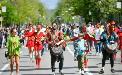 Karnevalisti pristižu u grad: Pridružite se već večeras sjajnoj zabavi na ulicima Banjaluke