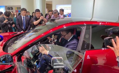 Vučić u Pekingu: medalja prijateljstva i poziv kineskim kompanijama