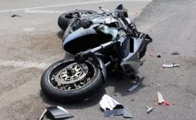 Motorista poginuo u stravičnom sudaru kod Srpca (VIDEO)