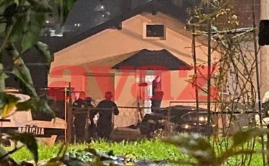 Hapšenja nakon ubistva policajca u Bosanskoj Krupi: Pronađeno oružje, poruke na arapskom jeziku…