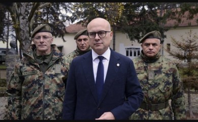 VUČEVIĆ: Situacija na Kosovu i Metohiji i dalje veoma napeta