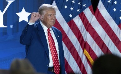 Tramp pred ratom sa Kinom, Peking odgovorio