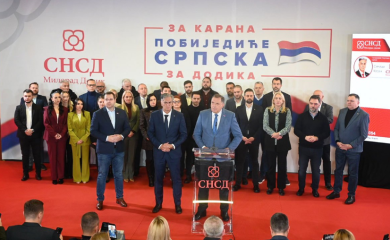 Tijesna pobjeda Siniše Karana upalila alarme u SNSD-u