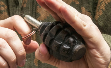 Student medicine optužen da je donio bombu u porodilište