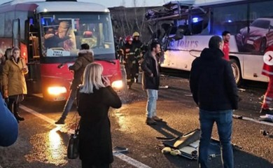 Sudara dva autobusa u Srbiji: Poginule dvije osobe, preko 20 povrijeđenih