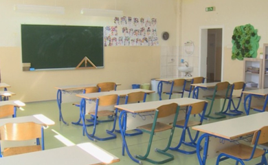 Nastava u Bosanskom Grahovu danas onlajn, poteškoće u saobraćaju