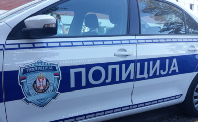 Nakon svađe sjevnuli noževi: Mladić izboden u seoskoj kafani