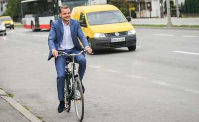 "Umislio da je Tramp"  Građani rekli šta misle o Stanivukoviću, a evo zašto pojedini traže da mu se nabavi avion