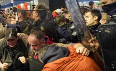 Francuska u krupnim finansijskim problemima, državni dug veći od španskog