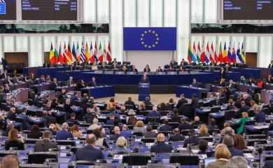 EP poslanicima savetovano da ostave telefone kod kuće za put u Kinu