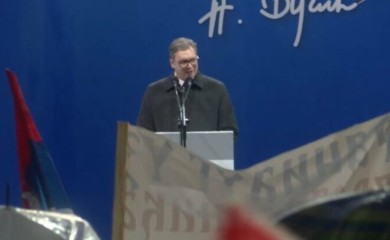 Vučić sinoć na mitingu: Ovo je posljednje veče koje vam se obraćam kao predsjednik SNS