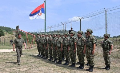 Pucano na mirovnu misiju Srbije, oglasilo se Ministarstvo