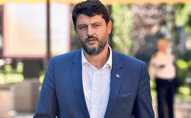 Božović: Želim da verujem da me u Crnu Goru nisu pustili zbog tehničkog problema