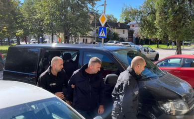 BANJA LUKA: Novitović stigao u Republičko tužilaštvo