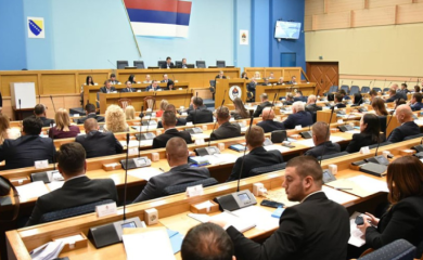 Narodna skupština primila ostavke ministara Dogana i Kabića