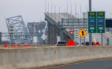 Pao most, bujaju teorije zavjere: Od hakera, preko Baraka Obame i Netfliksa do osvete Ukrajinaca