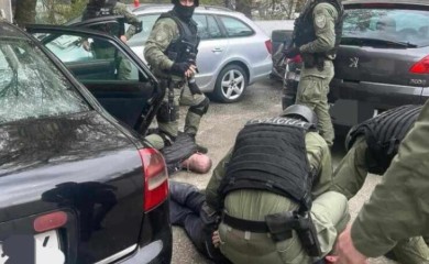 Pala i jedna Banjalučanka: Pretresi u Banjaluci i Zenici – uhapšeno 13 osoba