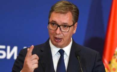 Oglasio se Vučić nakon medijskih napisa da je hitno primljen u bolnicu