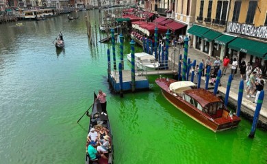 Venecija: Istraga o zelenoj mrlji u gradskom kanalu