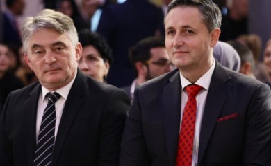 Komšić i Bećirović traže od Konakovića da ambasadora BiH u Srbiji hitno pozove na konsultacije