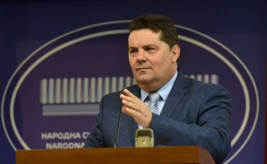"Nemate pravo da tražite posebnu sjednicu" Stevandić odgovorio Klubu poslanika SDS-PDP-Lista "Za pravdu i red"
