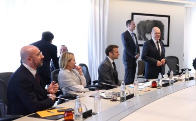 Evropska trojka pozvala Beograd da prizna Kosovo, a Prištinu da formira ZSO