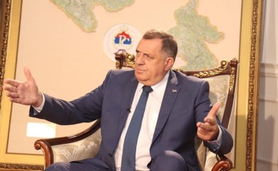 Dodik: Održati svesrpski sabor i poručiti da Srbi žele jedinstvenu državu