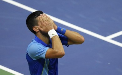 Đoković ostao zarobljen na aerodromu (VIDEO)