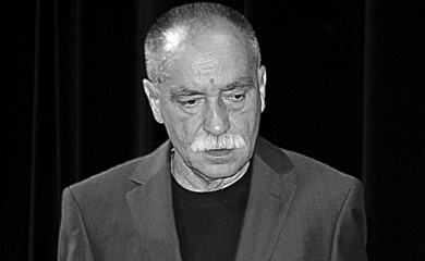 Srpski pjesnik, esejista i književni kritičar: Preminuo Rajko Petrov Nogo