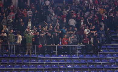 Prekinuta utakmica Zvezde i Partizana zbog nesportskog navijanja
