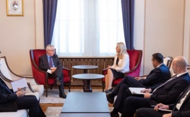 Ambasada SAD: Dobar razgovor Cvijanovićeve i Marfija