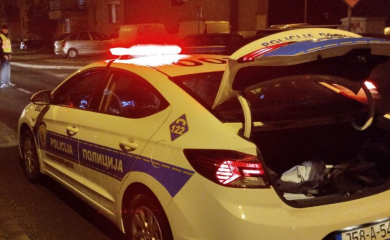 Sa puškom u centru grada: Dobio dva mjeseca zatvora jer je prijetio gostu lokala VIDEO