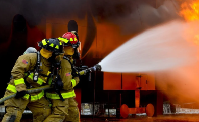 Jeziv prizor: Majka stradala u požaru, a sin u ranama