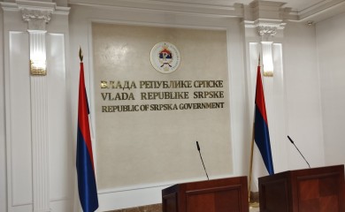 Minić: Vlada neće dozvoliti da se pravoslavne svetinje knjiže na BiH