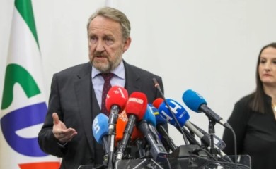 Džaba psovke i pljuvanje: SDA izbačena iz vlasti i u Federaciji BiH