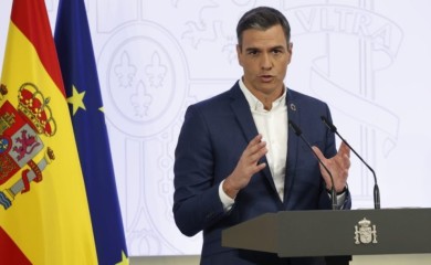 Dobro je razmislio, pa saopštio: Sančez ostaje premijer Španije